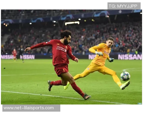 优化足球人员分配策略提升球队整体战斗力与协同作战能力的研究分析 优化足球人员分配策略提升球队整体战斗力与协同作战能力的研究分析