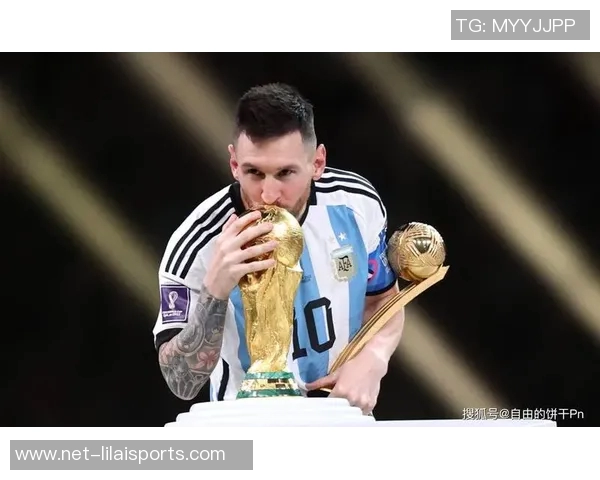 足球大咖的传奇之路揭秘如何从草根崛起成为全球瞩目的球场明星